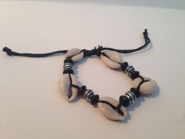 natural shells bracelets